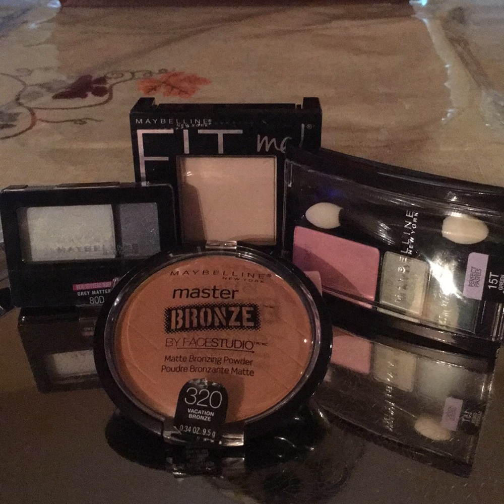 Maybelline shadows , eyeshadow ,and powder